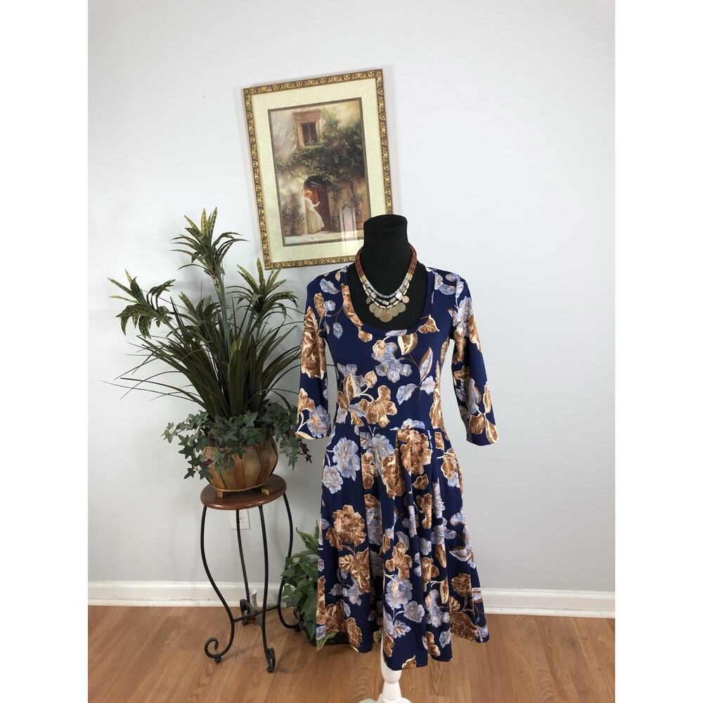 24 Seven Women Dress Medium Boho Vacation Resort Wear Sleeveless Pullover Pleats